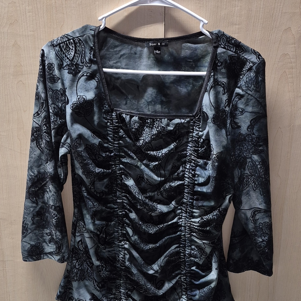 Sami & Jo Black and Charcoal Gray Ruched Square Neck Blouse